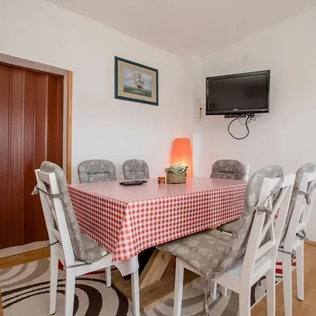 Marjetka & Tina In Rab - Kvarner Region 4*